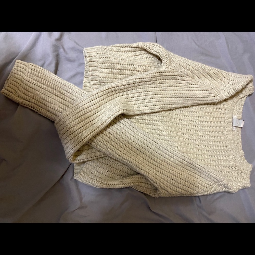 white long sleeve sweater